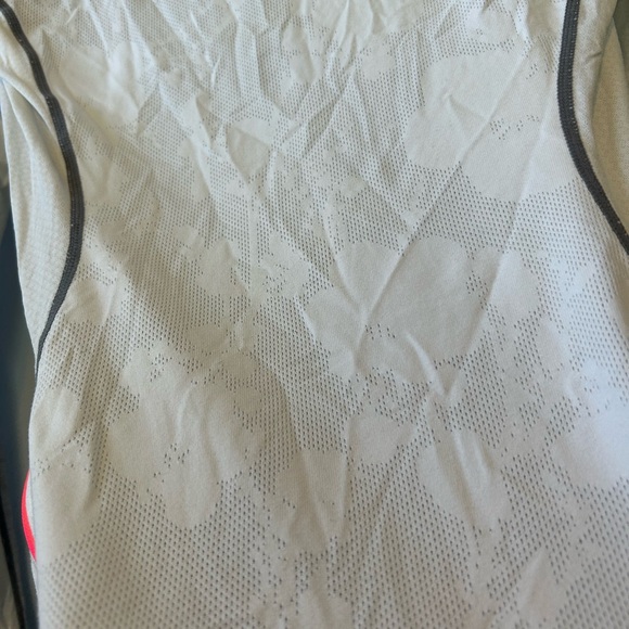 Lululemon Jacket Size 6 - Picture 11 of 11